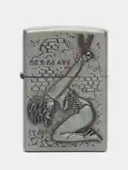 Серый зажигалка бензиновая с рельефным рисунком девушки