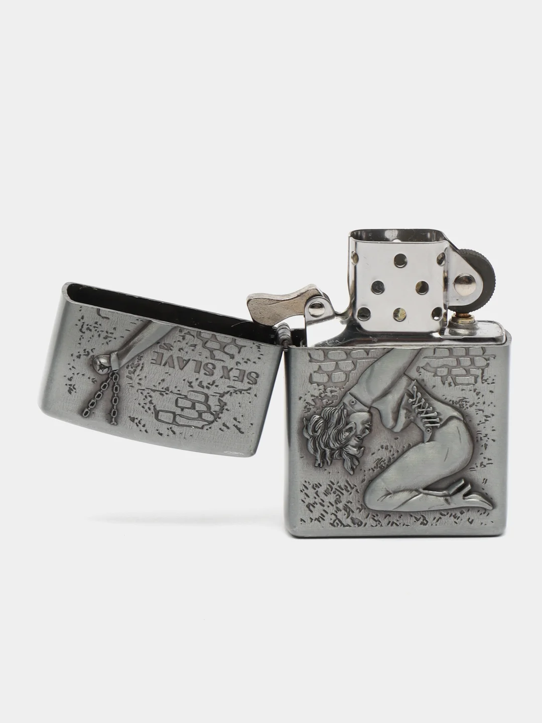 Серебряный зажигалка бензиновая с рельефным рисунком девушки