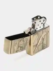 Золотистый хаки зажигалка классическая бензиновая с рельефным рисунком
