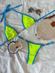 Розовый купальник женский, раздельный
