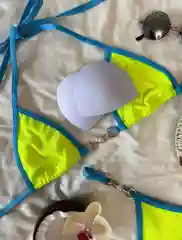 Розовый купальник женский, раздельный