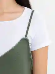 Зелёный хаки джинсовый сарафан с футболкой