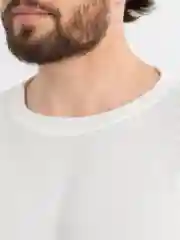 Белый костюм шорты футболка