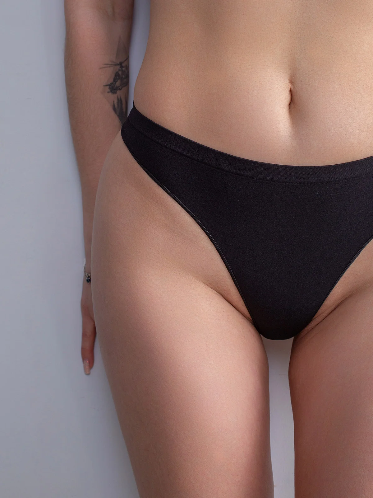 Черный трусы женские Giulia String
