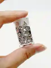 Серебряный поталь для дизайна ногтей и декора