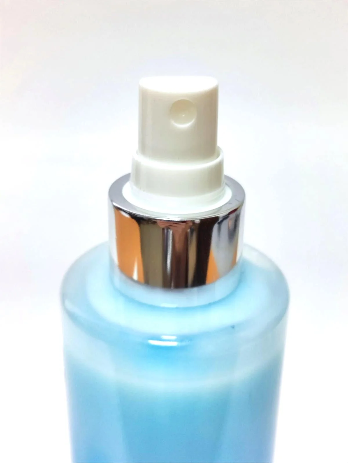 Двухфазный спрей-кондиционер для легкого расчесывания и блеска TNL Miracle Shine 250 мл