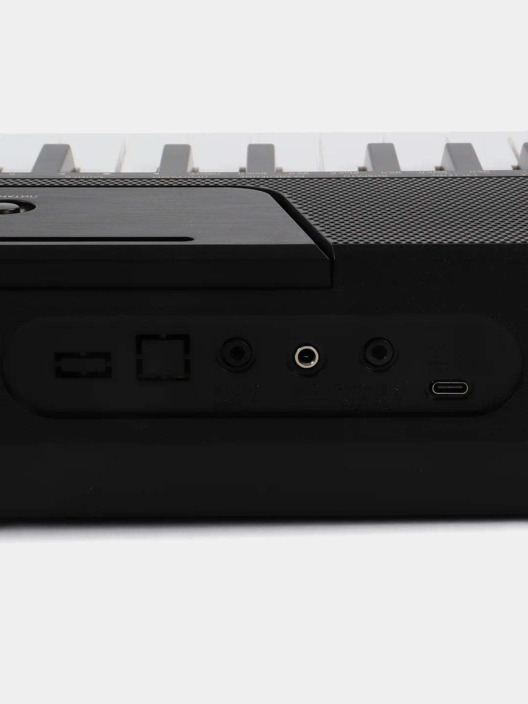 Черный синтезатор TESLER KB-6135 BLACK