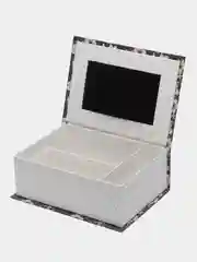 Шкатулка для рукоделия средняя, 205 x 145 x 75 мм. "Цветы", черный