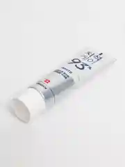 Зубная паста отбеливающая Median Dental IQ 93% White с цеолитом, корейская косметика