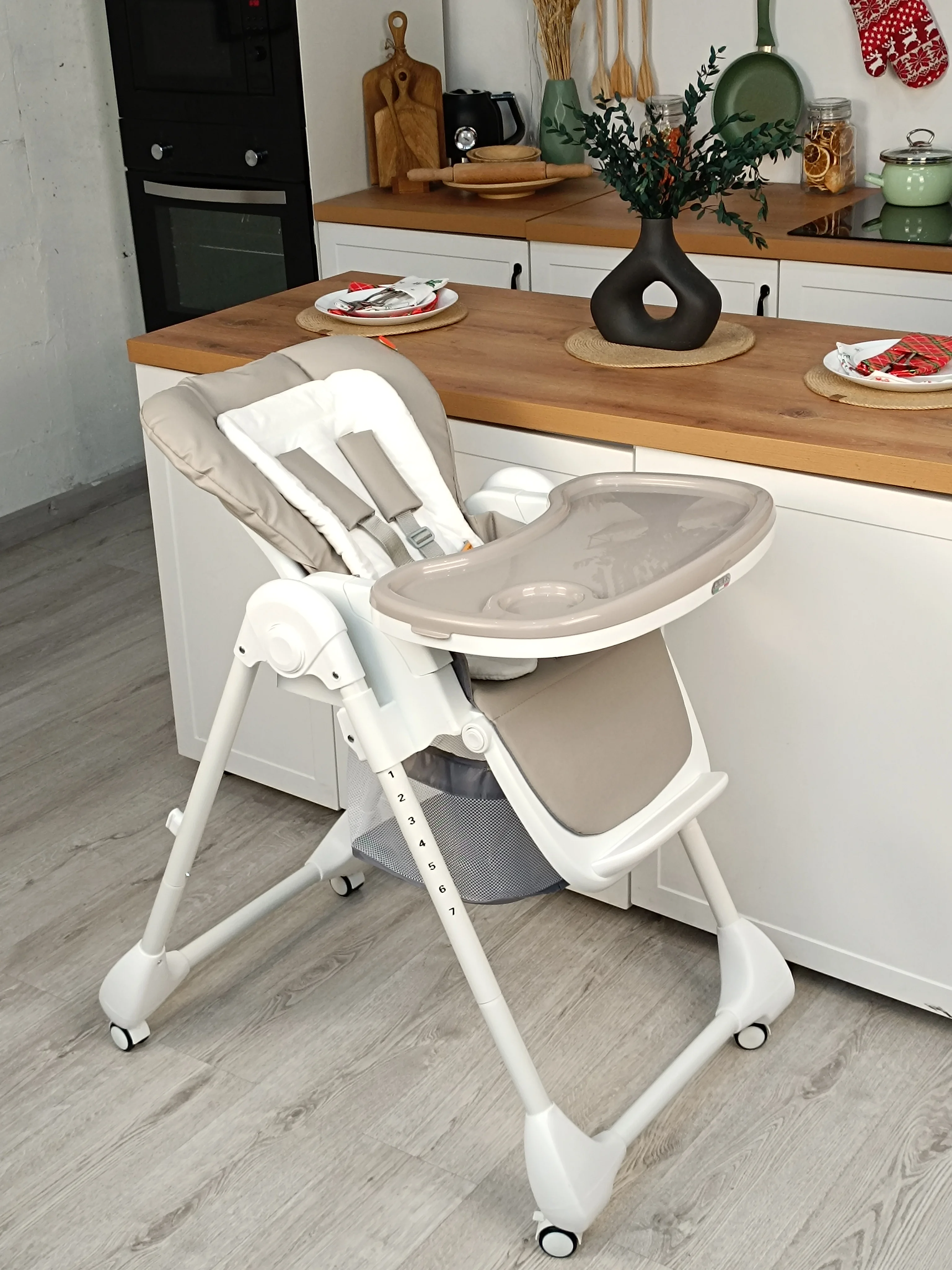 Детский стульчик для кормления BellaBaby B-003S, серый