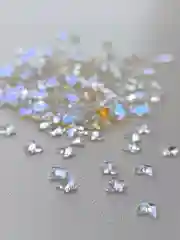 Молочный стразы для маникюра маленькие, объемные фигурки для дизайна ногтей