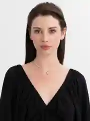 Белый чокер на шею с кулоном женский