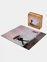 Деревянный фигурный пазл Active Puzzles "Цветной дождь. Бэнкси", 40х40 см, 450 деталей