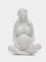 Белый статуэтка Гея - богиня земли