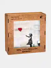 Деревянный фигурный пазл Active Puzzles "Девочка с шариком, Бэнкси", 40х40 см, 450 деталей
