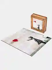 Деревянный фигурный пазл Active Puzzles "Девочка с шариком, Бэнкси", 40х40 см, 450 деталей