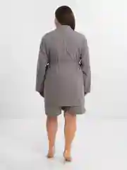 Серый костюм с шортами летний