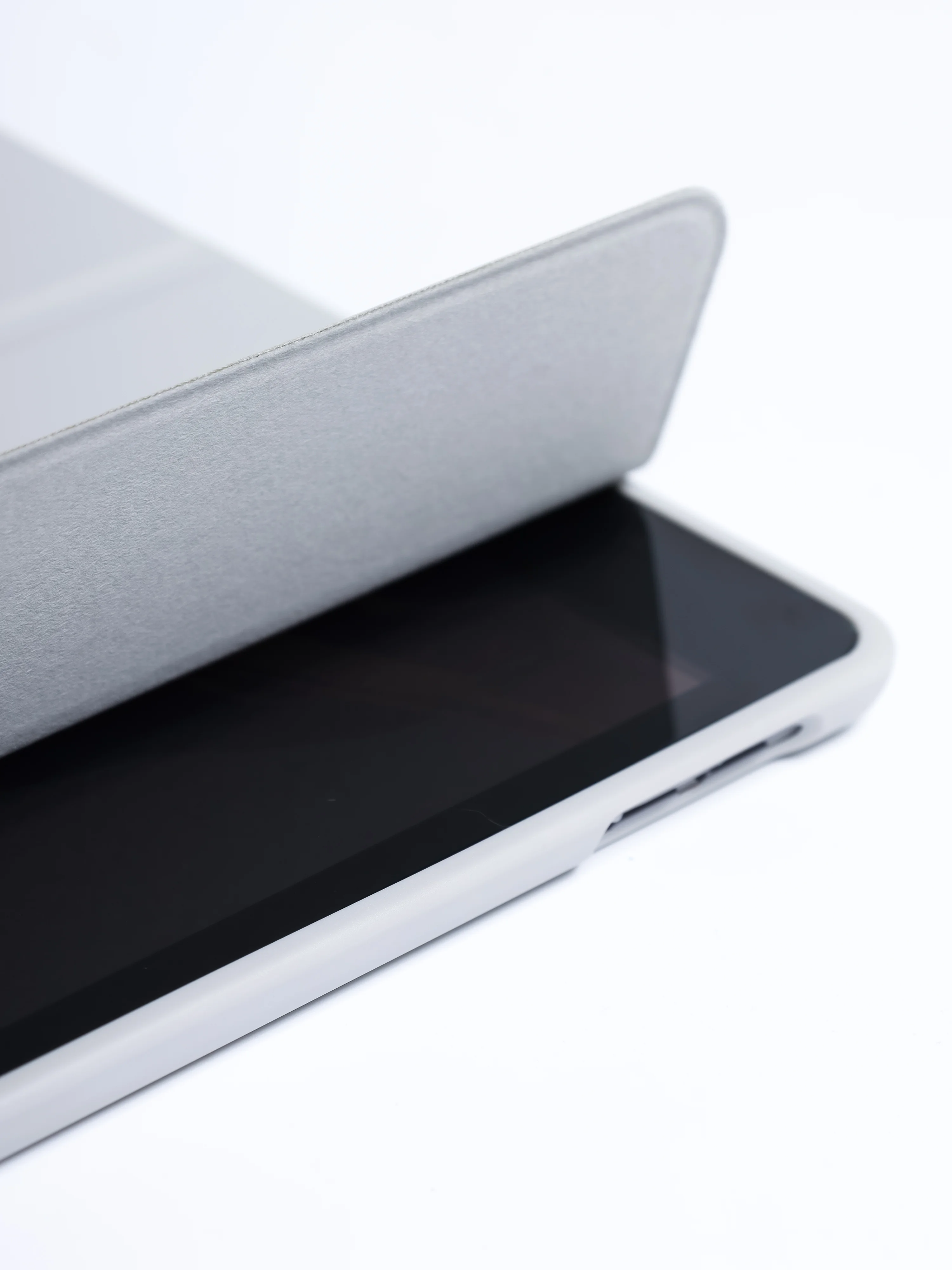 Серый металлик чехол на Айпад 10,2 Apple iPad 7 2019 iPad 8 2020 и на Айпад 9 2021