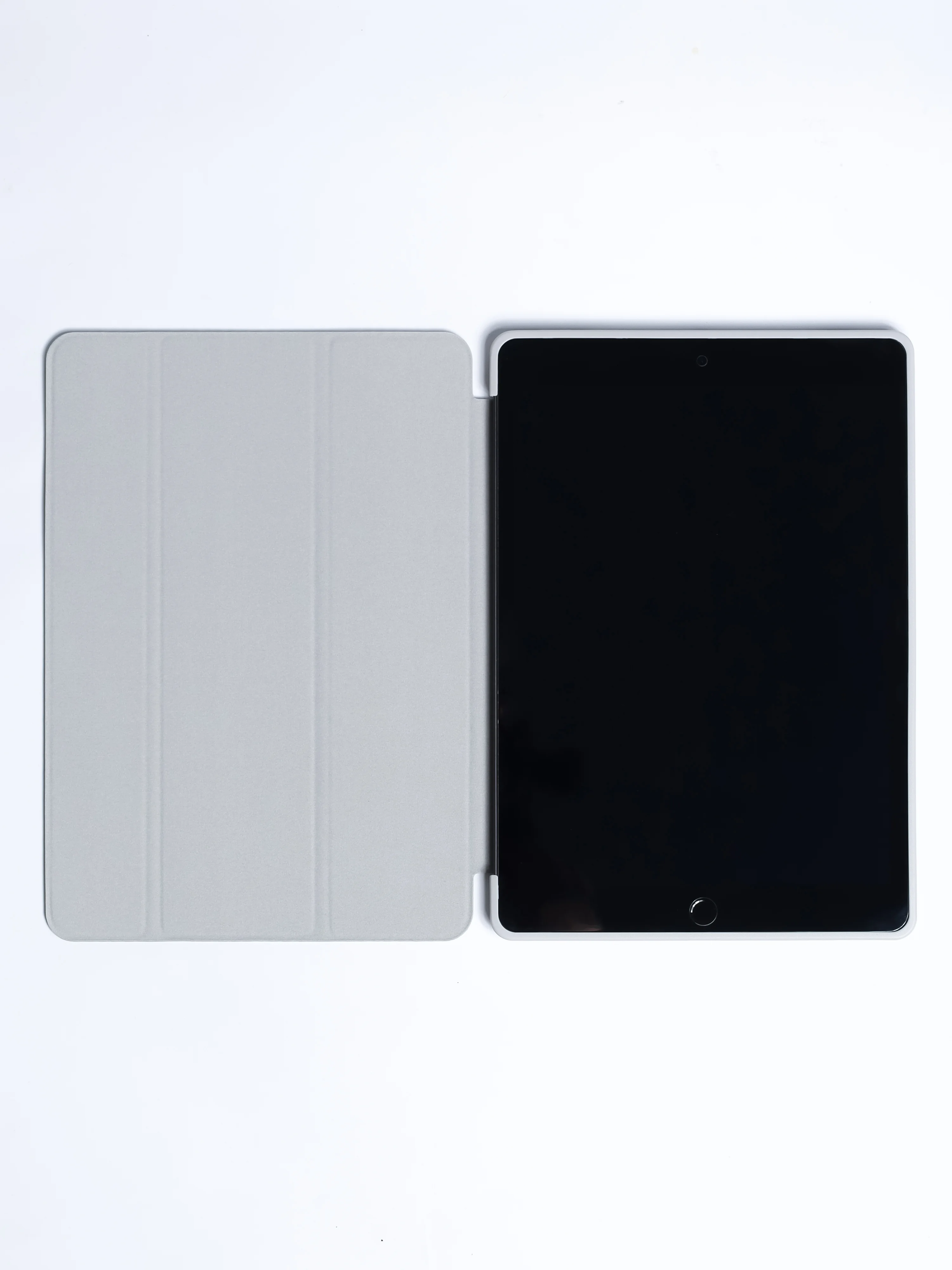 Серый металлик чехол на Айпад 10,2 Apple iPad 7 2019 iPad 8 2020 и на Айпад 9 2021