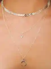 Многослойная цепочка на шею с луной