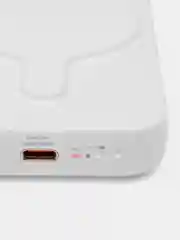 Белый повербанк Hoco J117A 10000 mAh для iPhone с magsafe и быстрой зарядкой PD20W QC3.0