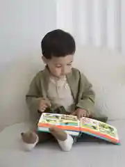 Говорящая музыкальная книга Нажималка - Три Кота