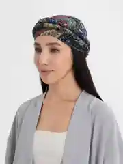 Тёмно-зелёный бандан на голову женский