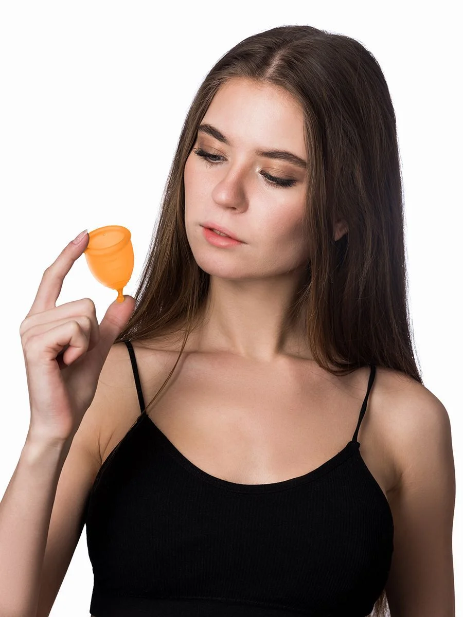 GLOW CARE Менструальные чаши Soft c мешочком, размер S (18 мл) и M (25 мл), 2 шт.