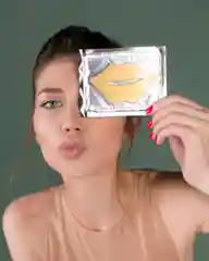 GLOW CARE Маска-патч гидрогелевая для губ с коллоидным золотом 24K GOLD, 10 шт.