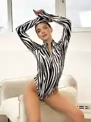 Белый боди с замочком и длинными рукавами / боди с завышенной талией