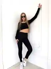 Черный костюм спортивный с лосинами / Костюм для йоги / Спортивный комплект