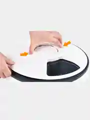 Автоматическая кормушка для кошек и собак