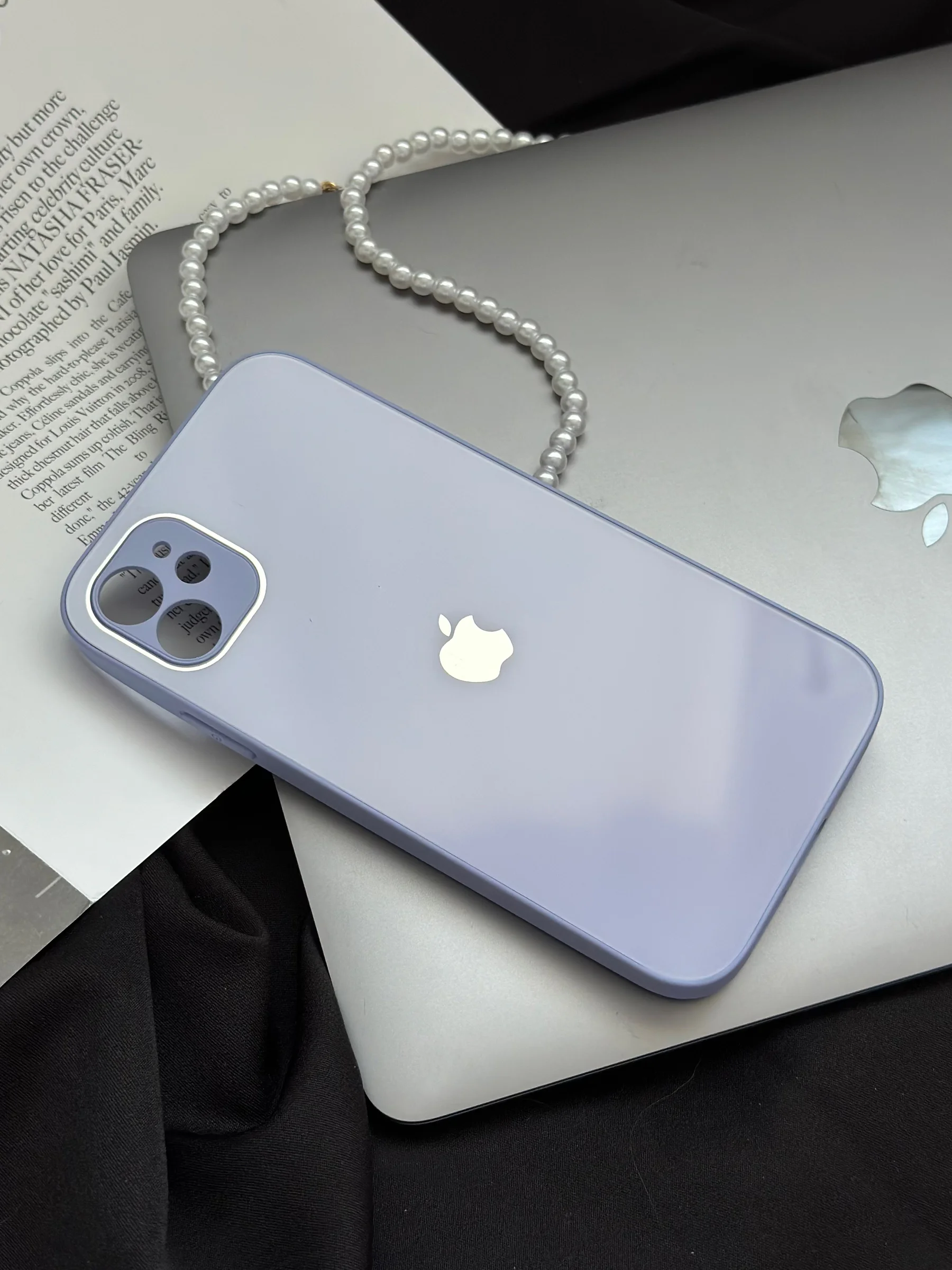 Белый чехол для iPhone 11, со стеклянной панелью и защитой камеры