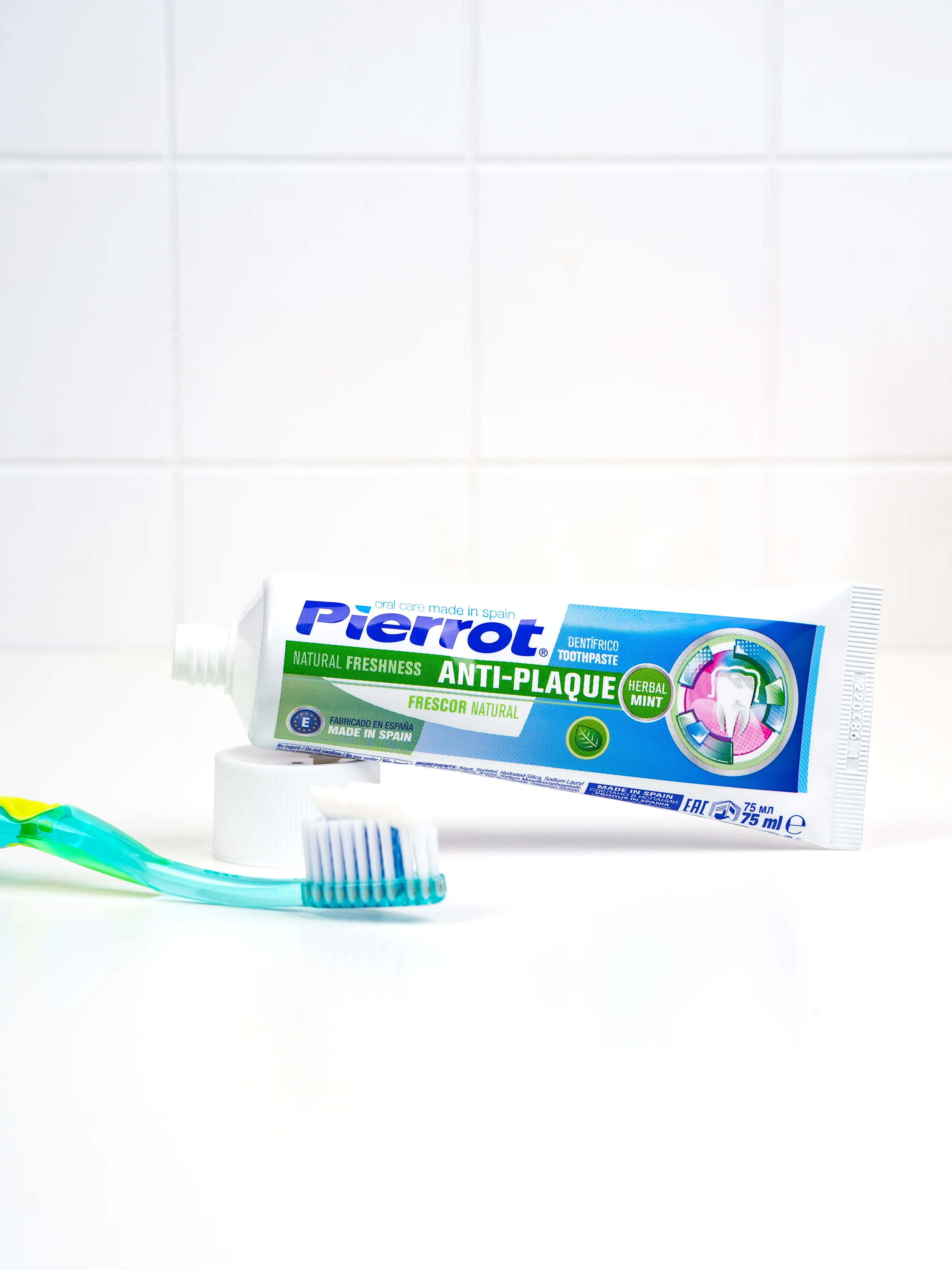 Зубная паста Pierrot Natural Freshness, мята75ml