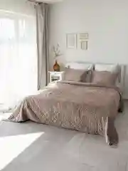 Покрывало DeNASTIA велюр 240x240см, цвет светло-коричневый