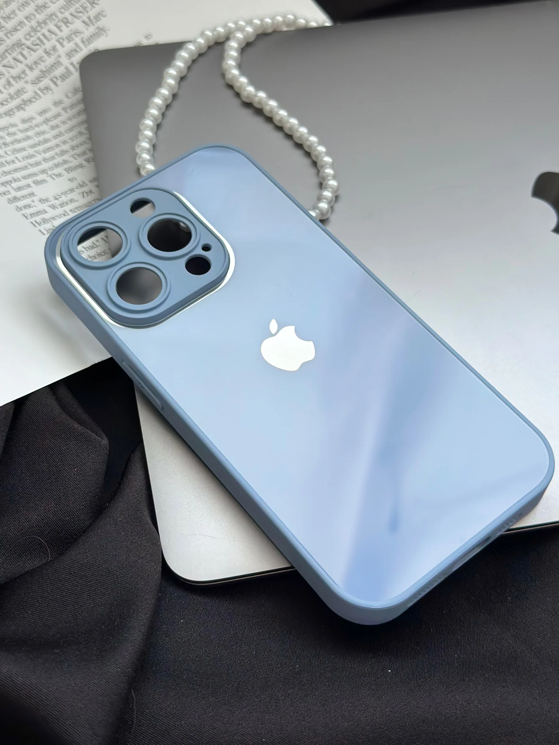 Небесно-голубой чехол для iPhone 15, 15 Plus, 15 Pro, 15 Pro Max, со стеклянной панелью и защитой камеры