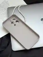 Бежевый меланж чехол для iPhone 15, 15 Plus, 15 Pro, 15 Pro Max, со стеклянной панелью и защитой камеры