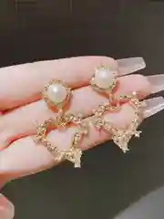 Женские винтажные серьги - подвески в виде сердец