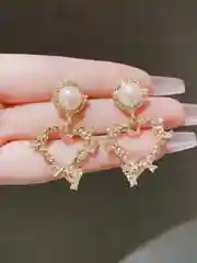 Женские винтажные серьги - подвески в виде сердец