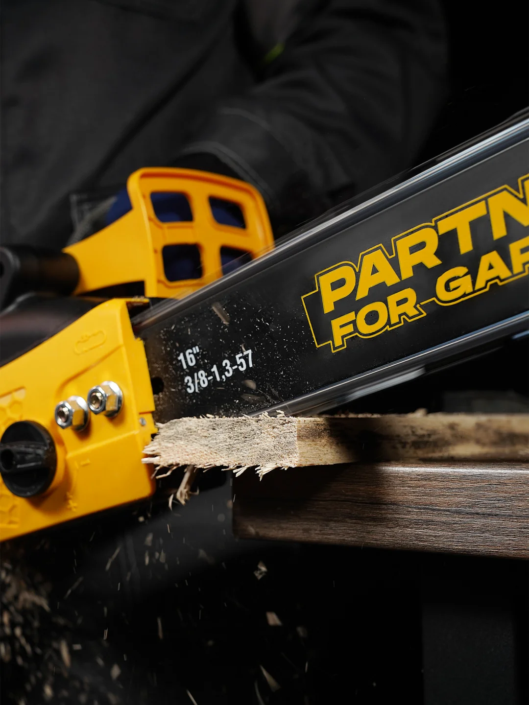 Пила цепная электрическая Partner for Garden ES-405 2000 Вт,16"/40 см шина,цепь 3/8-1,3-57