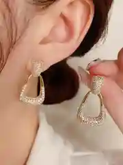 Светло-жёлтый серьги женские