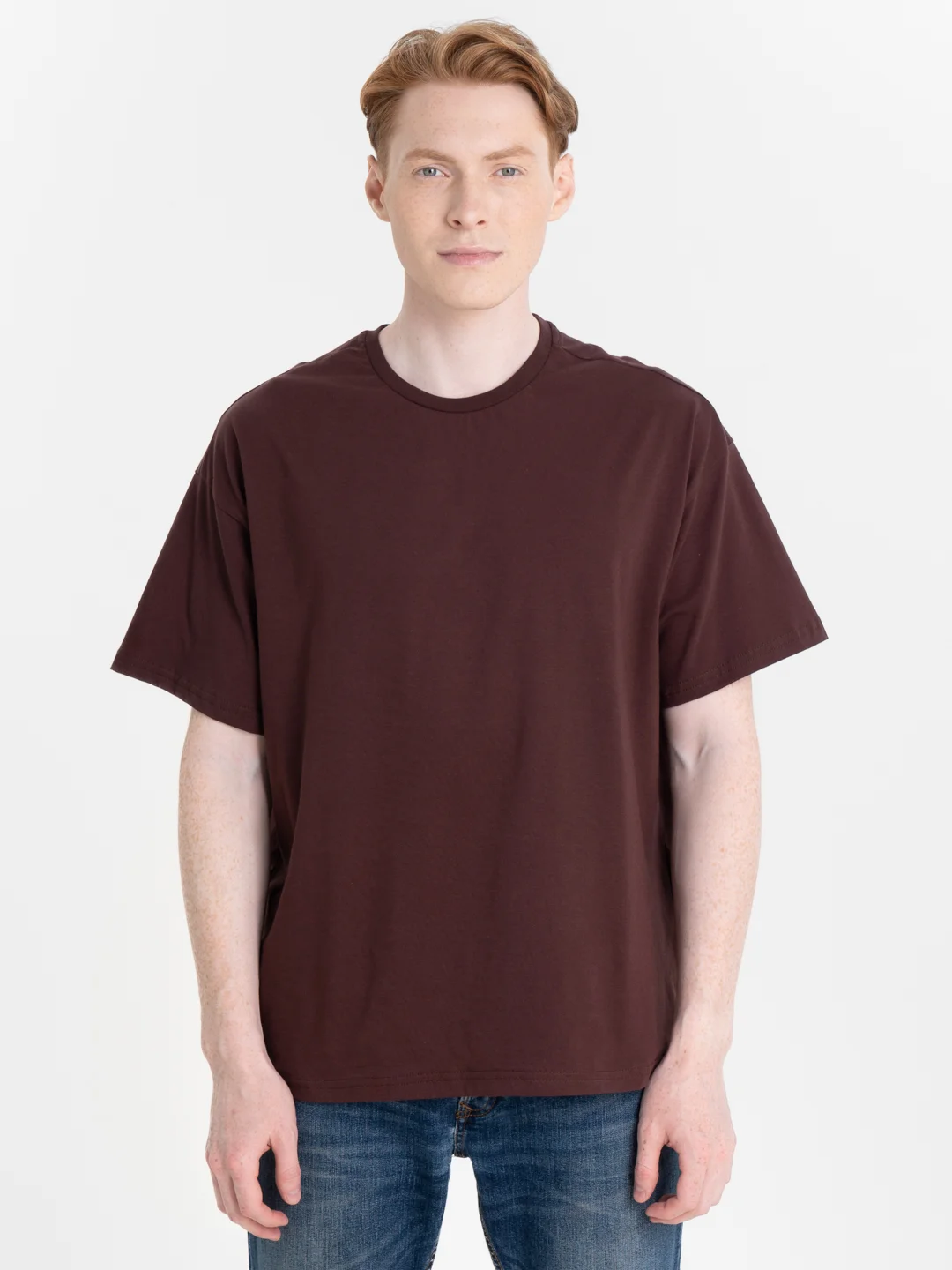 Шоколадный футболка Oversize