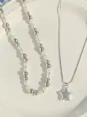 Серый меланж чокер на шею с подвеской, цепочка из кристаллов, из бусин шпинели, с кулоном, колье из бисера