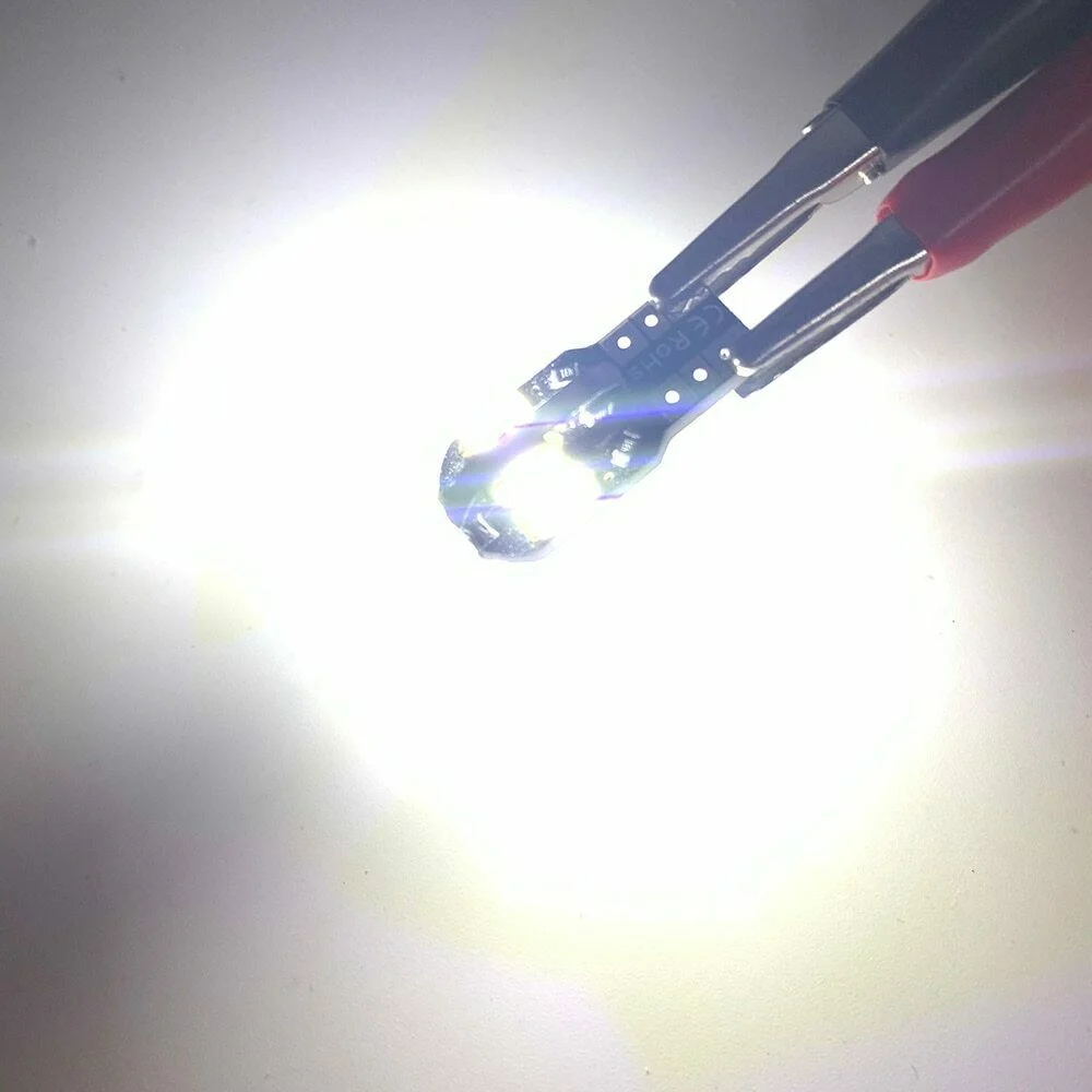Белый лампа габаритов номера салона (габаритная) светодиодная T10 W5W 12 V, LED COB, без цоколя