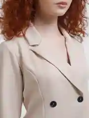 Бежевый платье пиджак женский