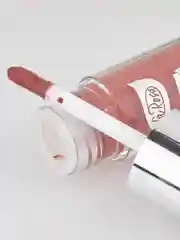 Розовый блеск для губ "PLUMP" лаковый финиш
