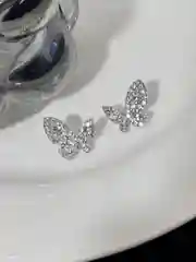 Серебряный серьги бабочки со стразами, серьги пусеты гвоздики, серьги вечерние