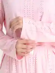 Белый пижама женская с шортами и кофтой с длинным рукавом