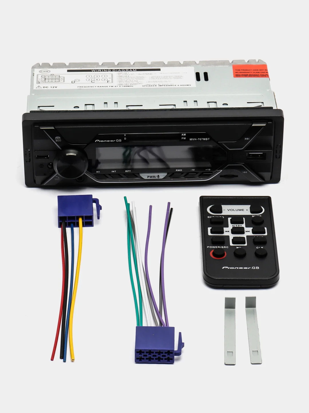 Магнитола автомобильная / автомагнитола 1 DIN Bluetooth, AUX, USB, Type-c, пульт