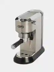 Кофеварка рожковая DeLonghi Dedica EC685.M